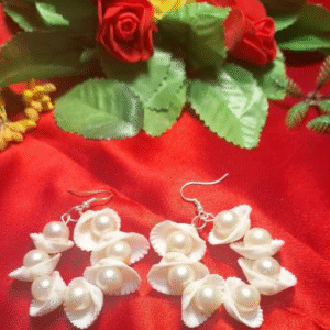 Hanging Pearl Earrings with shels