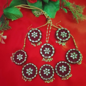 Matching Necklace Set with Mang Tikka